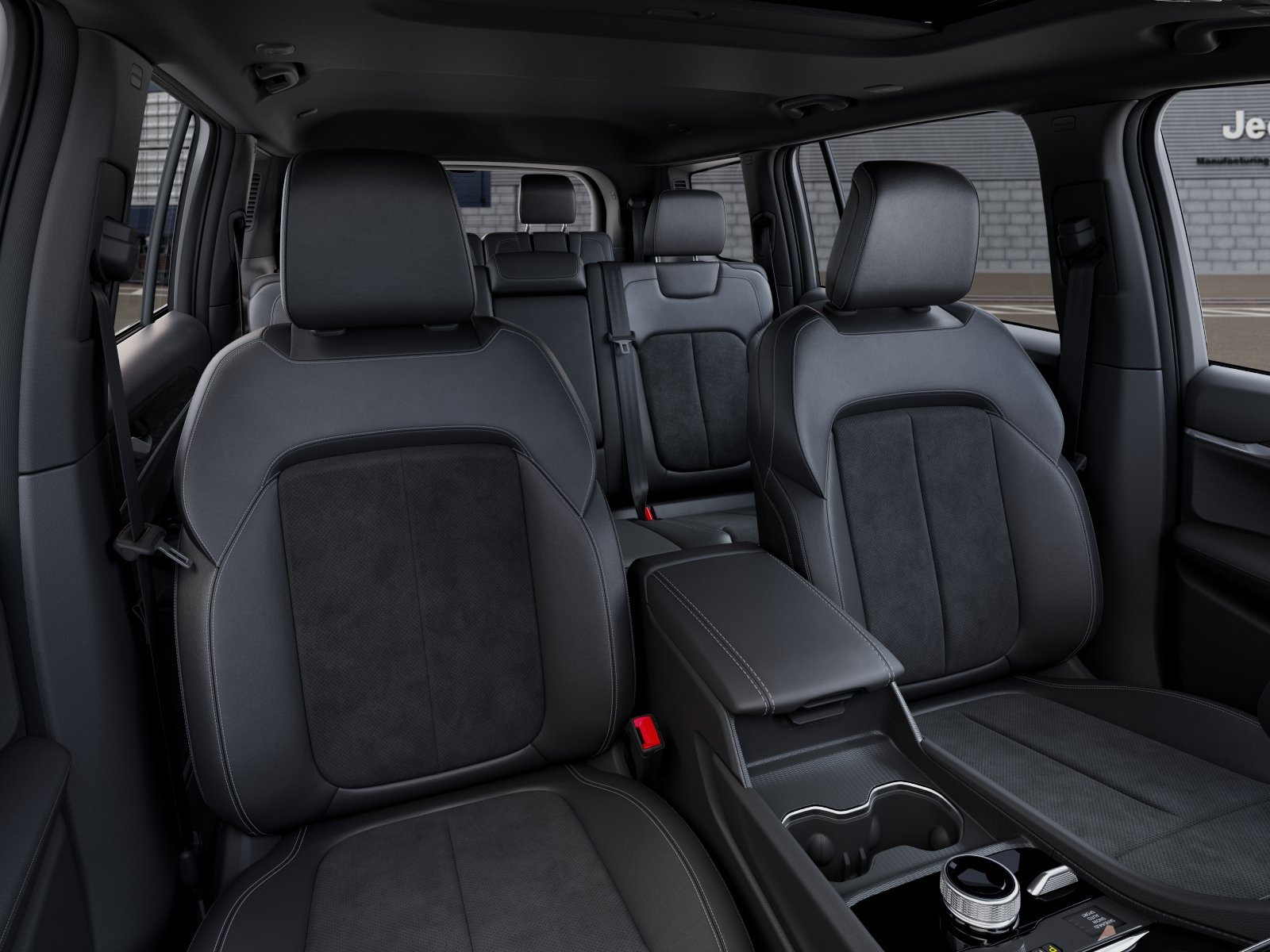 New 2026 Diamond Black Crystal Pearl-Coat Exterior Paint Jeep Laredo Altitude image 42
