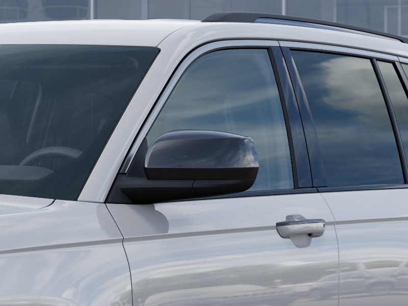 New 2026 Bright White Clearcoat Jeep Laredo Altitude image 12