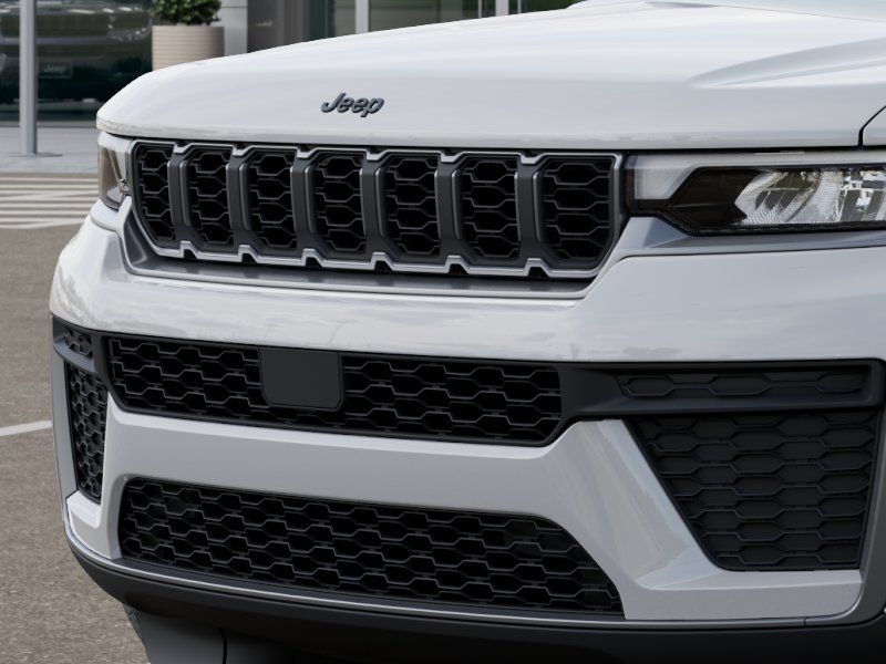 New 2026 Bright White Clearcoat Jeep Laredo Altitude image 11