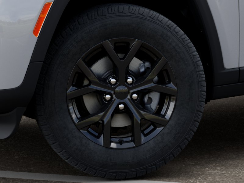 New 2026 Bright White Clearcoat Jeep Laredo Altitude image 8