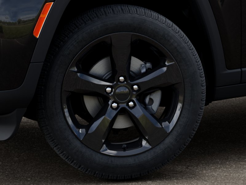 New 2026 Diamond Black Crystal Pearlcoat Jeep Limited image 44