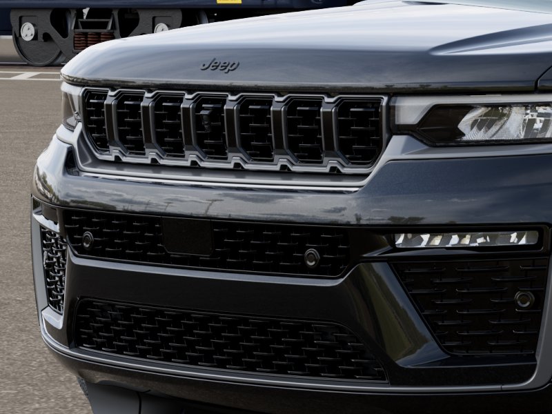 New 2026 Diamond Black Crystal Pearl-Coat Exterior Paint Jeep Summit image 11