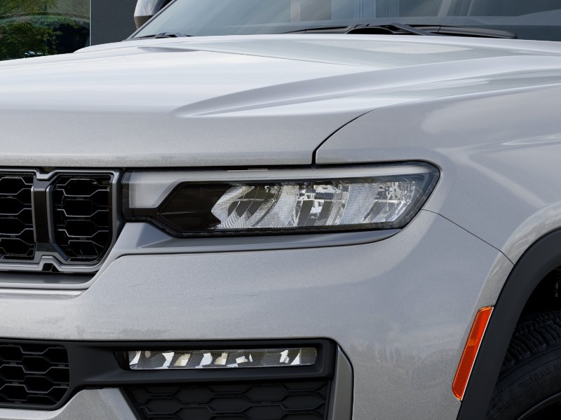 New 2026 Silver Zynith Jeep Limited image 36