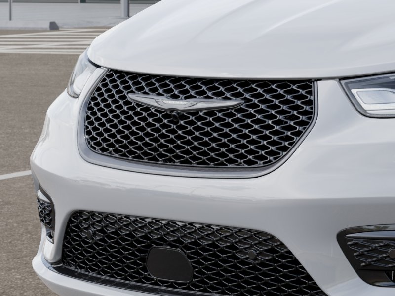 New 2026 Bright White Clearcoat Chrysler Select image 11