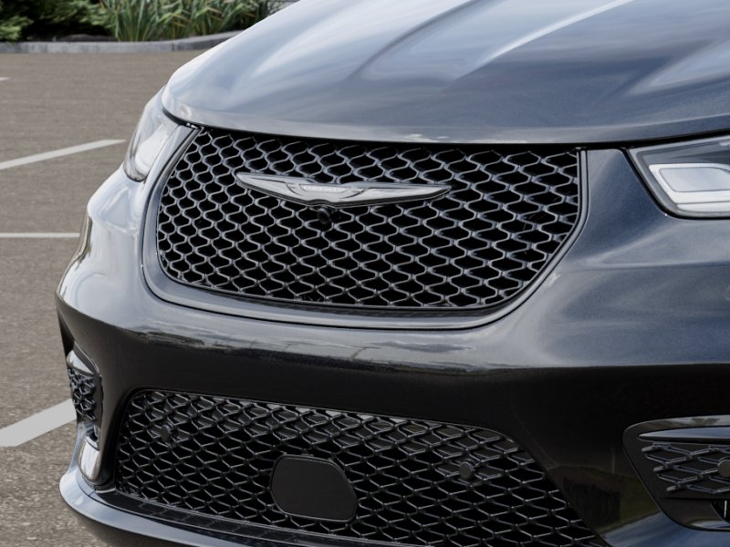 New 2026 Diamond Black Crystal Pearl-Coat Exterior Paint Chrysler Select image 38