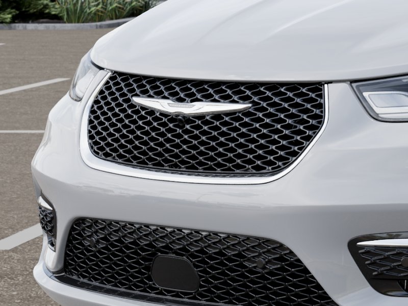 New 2026 Bright White Clearcoat Chrysler Select image 37
