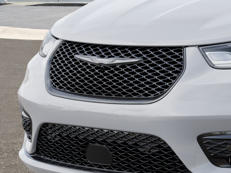 New 2026 Bright White Clear-Coat Exterior Paint Chrysler Select image 37