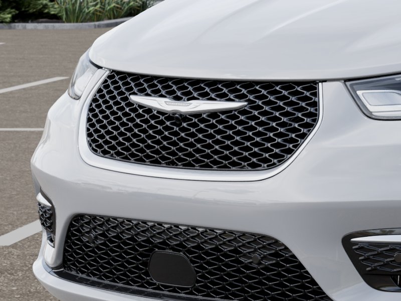 New 2026 Bright White Clear-Coat Exterior Paint Chrysler Pinnacle image 50