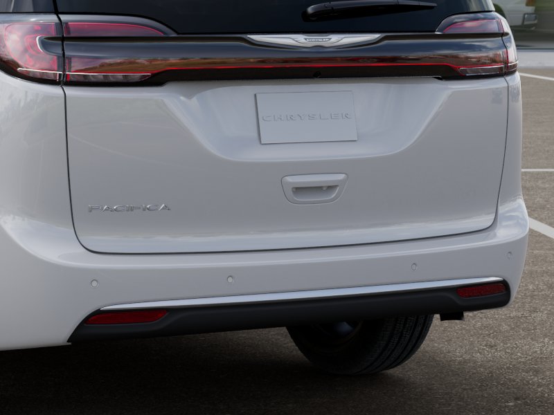New 2026 Bright White Clear-Coat Exterior Paint Chrysler Pinnacle image 52