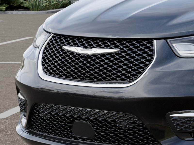 New 2026 Diamond Black Crystal Pearlcoat Chrysler Select image 37