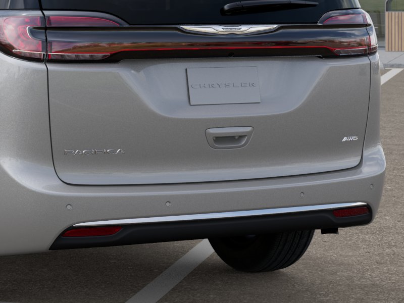 New 2026 Silver Mist Clearcoat Chrysler Select image 13