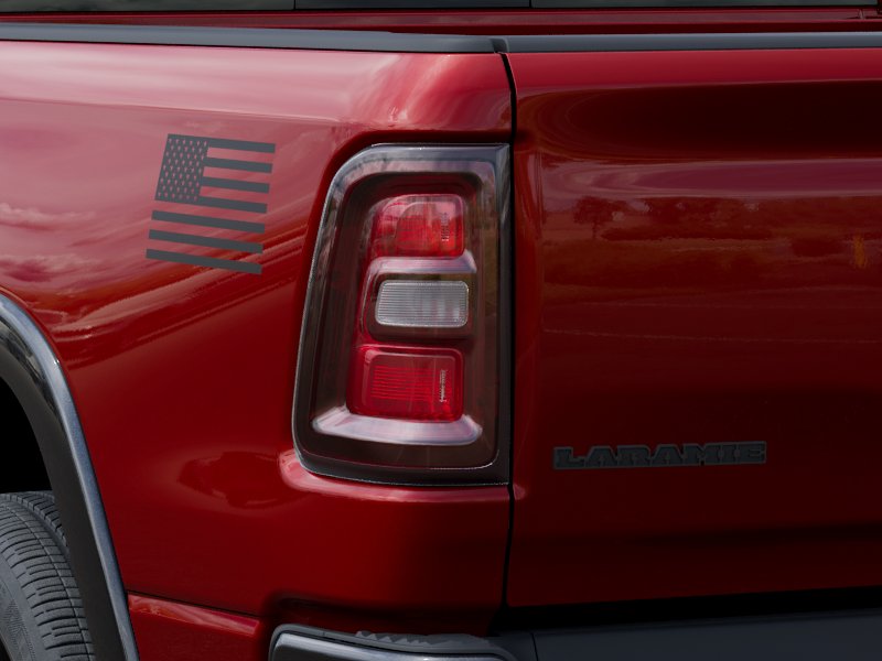 New 2026 Molten Red Pearl-Coat Exterior Paint RAM Laramie image 35