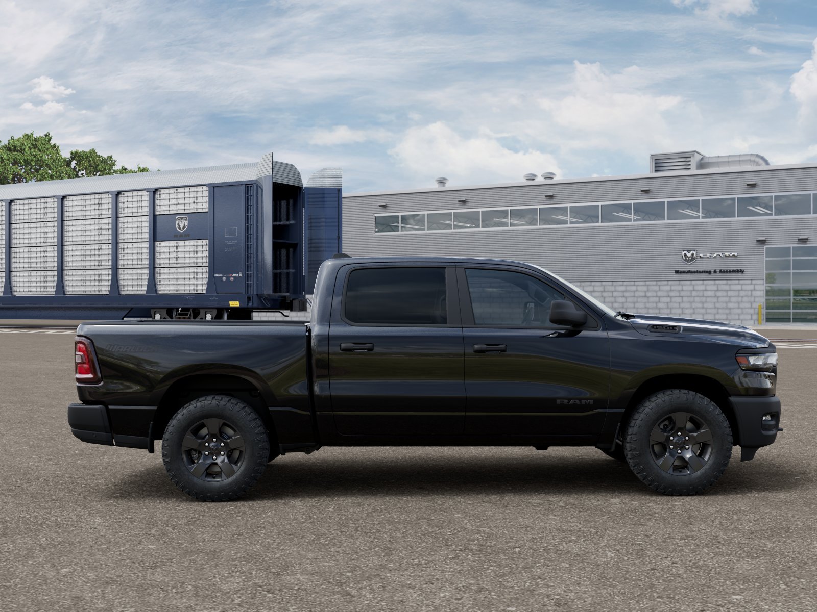 New 2026 Diamond Black Crystal Pearl-Coat Exterior Paint RAM Warlock image 12