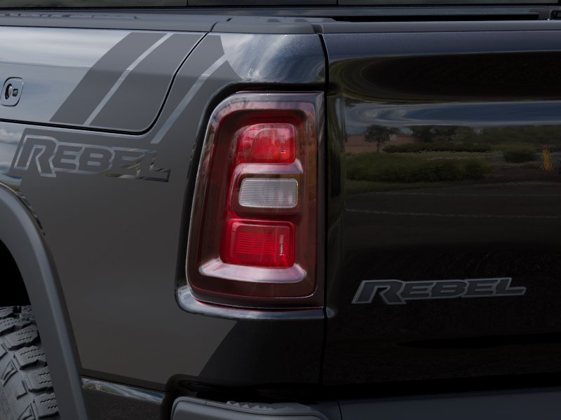 New 2026 Diamond Black Crystal Pearl-Coat Exterior Paint RAM Rebel image 44