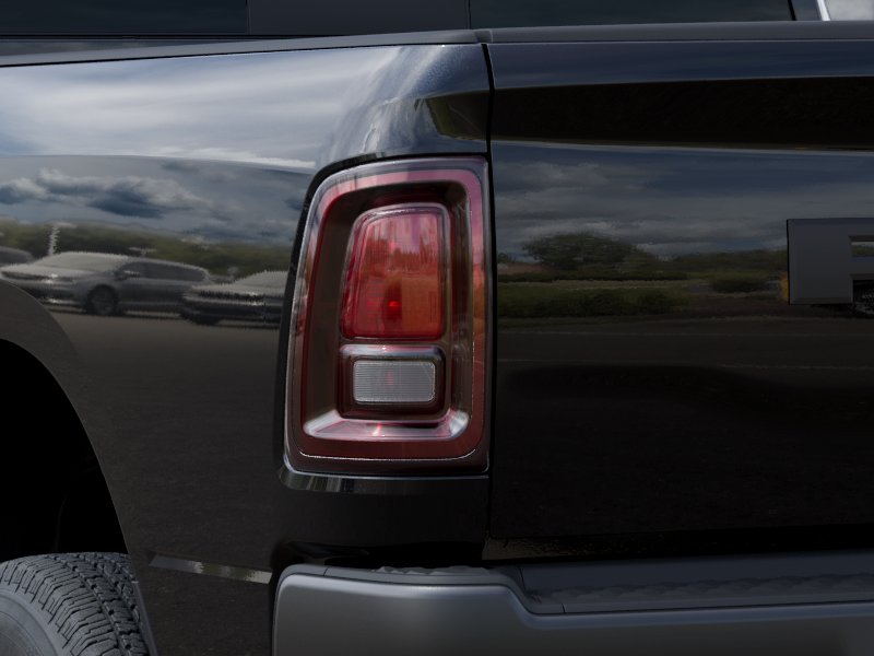New 2026 Diamond Black Crystal Pearl-Coat Exterior Paint RAM  image 9
