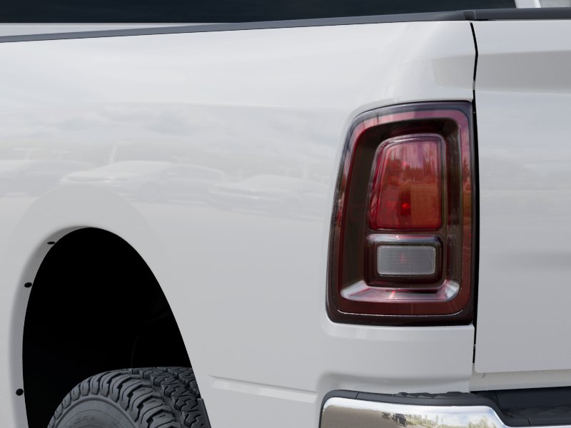 New 2026 Bright White Clear-Coat Exterior Paint RAM TRADESMAN image 9