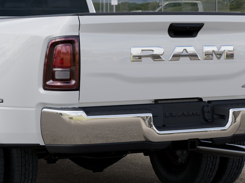 New 2026 Bright White Clear-Coat Exterior Paint RAM Tradesman image 13