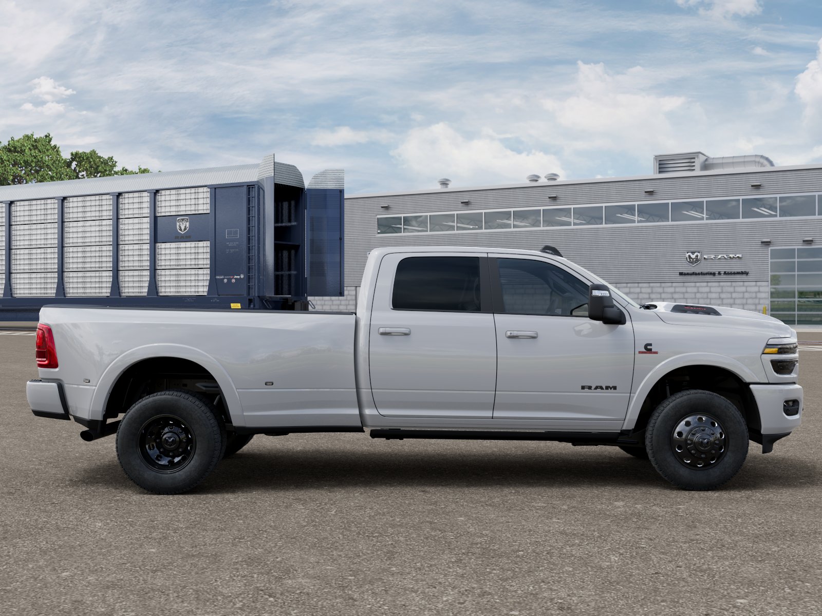 New 2026 Bright White Clear-Coat Exterior Paint RAM Limited image 34