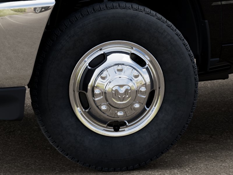 New 2026 Diamond Black Crystal Pearl-Coat Exterior Paint RAM Tradesman image 35