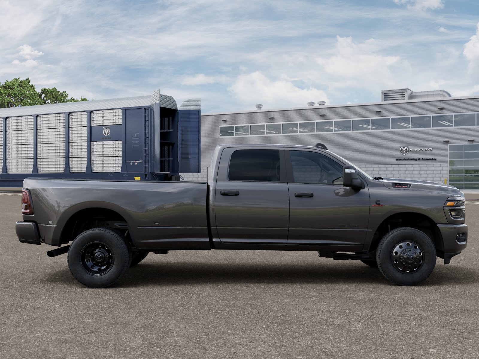 New 2026 Granite Crystal Metallic Clear-Coat Exterior Paint RAM BIG HORN image 21
