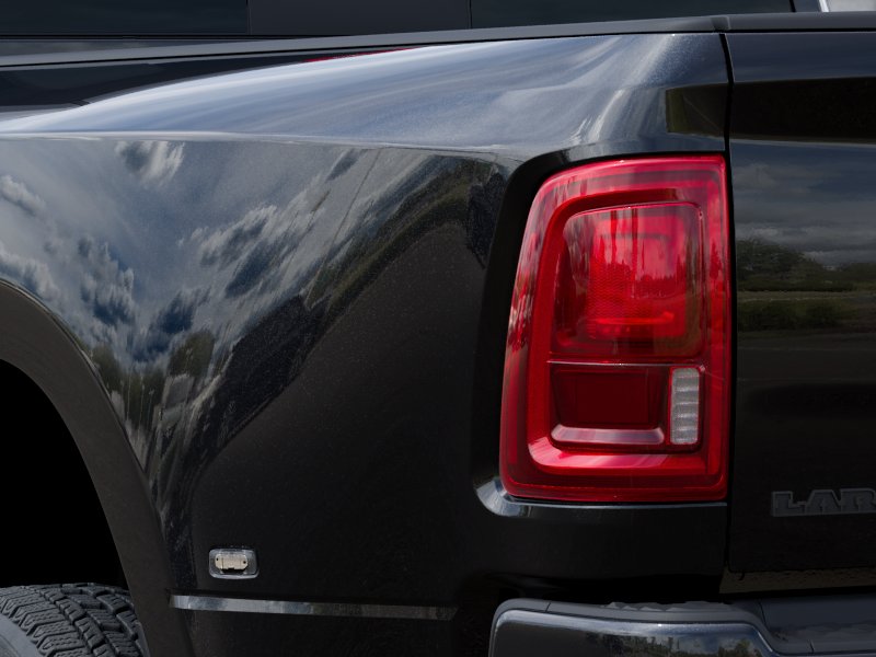 New 2026 Diamond Black Crystal Pearl-Coat Exterior Paint RAM LARAMIE image 9