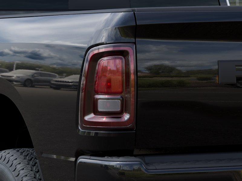New 2026 Diamond Black Crystal Pearlcoat RAM Black Express image 43