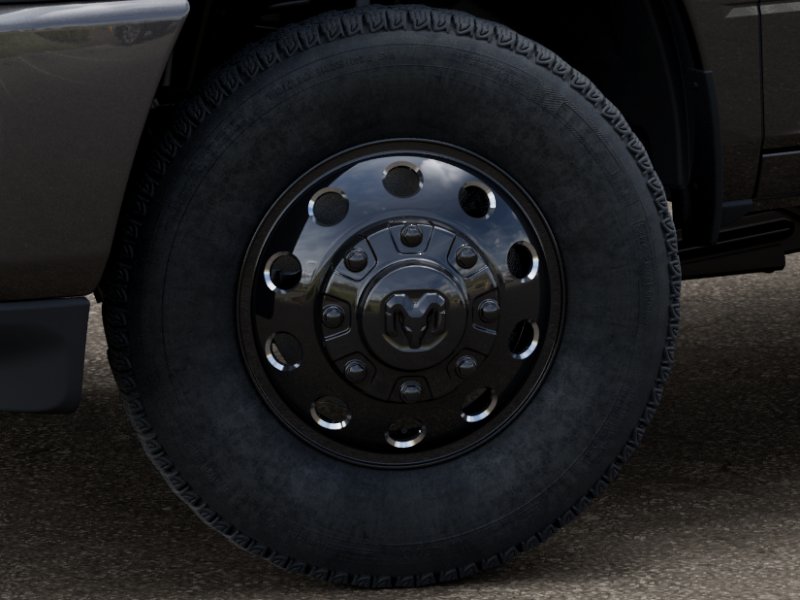 New 2026 Granite Crystal Metallic Clear-Coat Exterior Paint RAM Laramie image 43