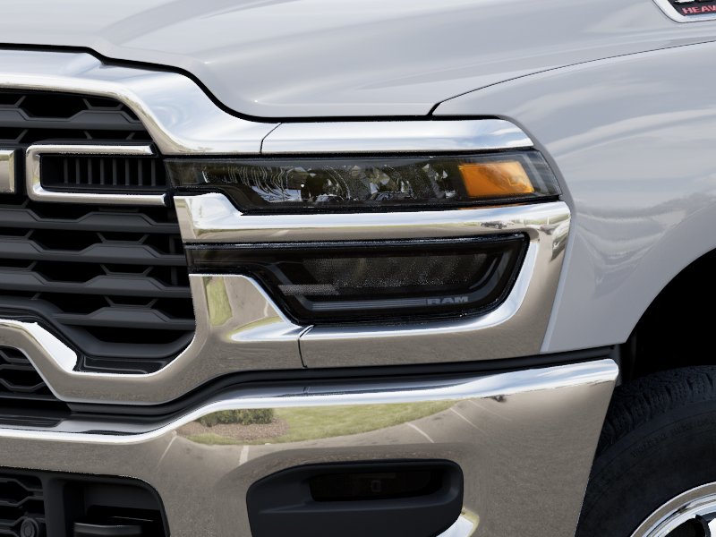 New 2026 Bright White Clear-Coat Exterior Paint RAM Tradesman image 33