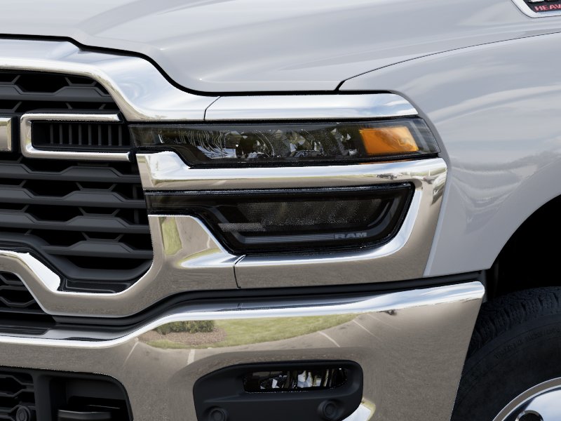 New 2026 Bright White Clear-Coat Exterior Paint RAM Tradesman image 49