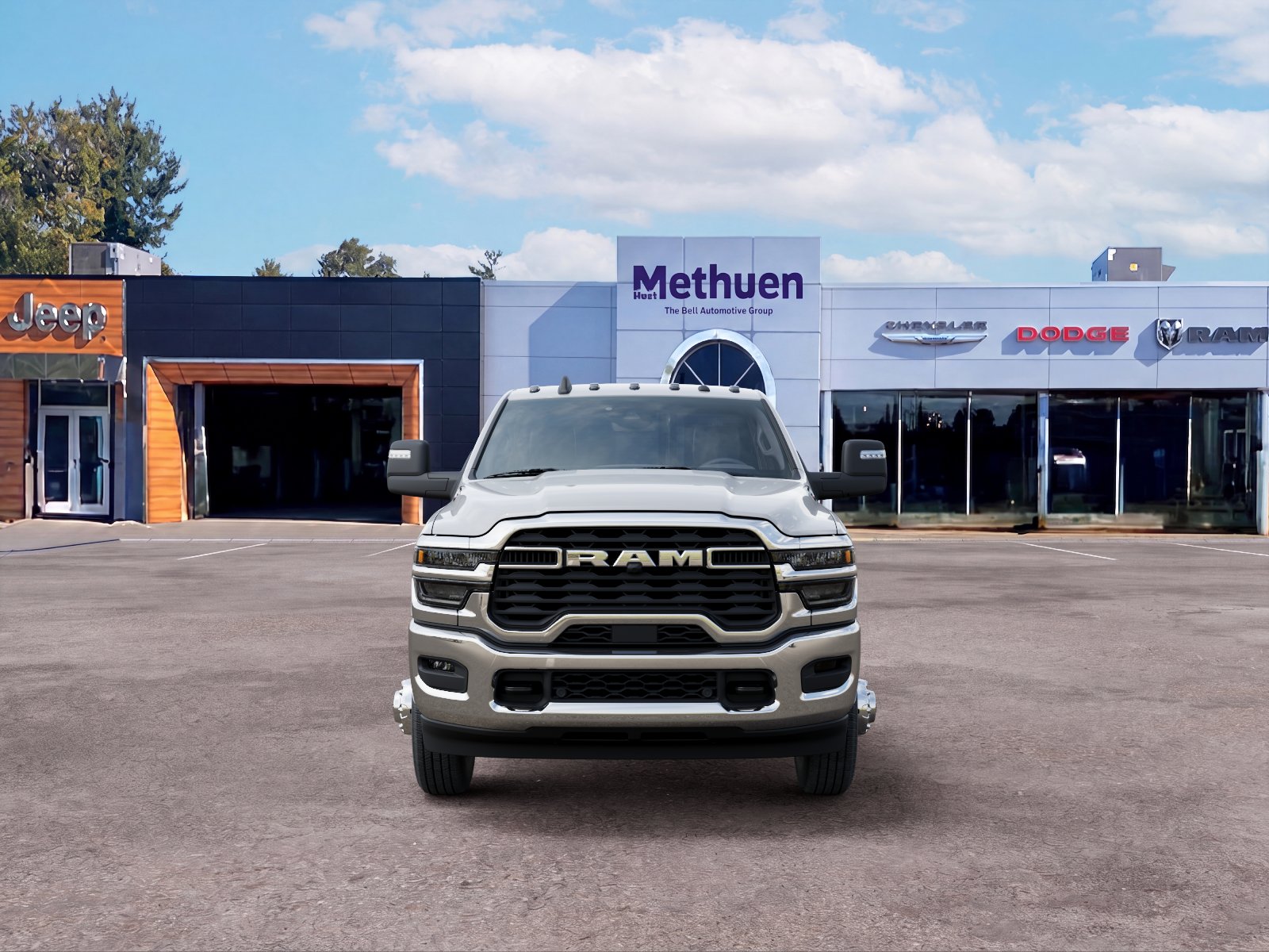 New 2026 Bright White Clear-Coat Exterior Paint RAM Tradesman image 32
