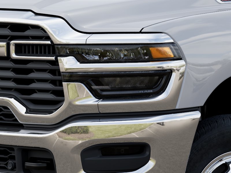 New 2026 Bright White Clear-Coat Exterior Paint RAM Tradesman image 36