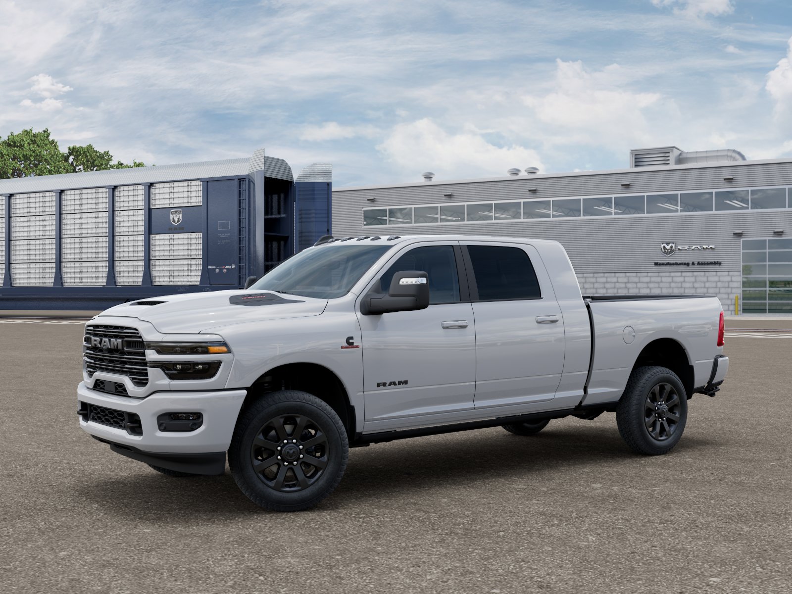 New 2026 Bright White Clear-Coat Exterior Paint RAM Laramie image 19