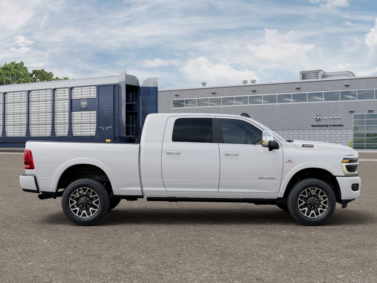 New 2026 Bright White Clear-Coat Exterior Paint RAM Longhorn image 21