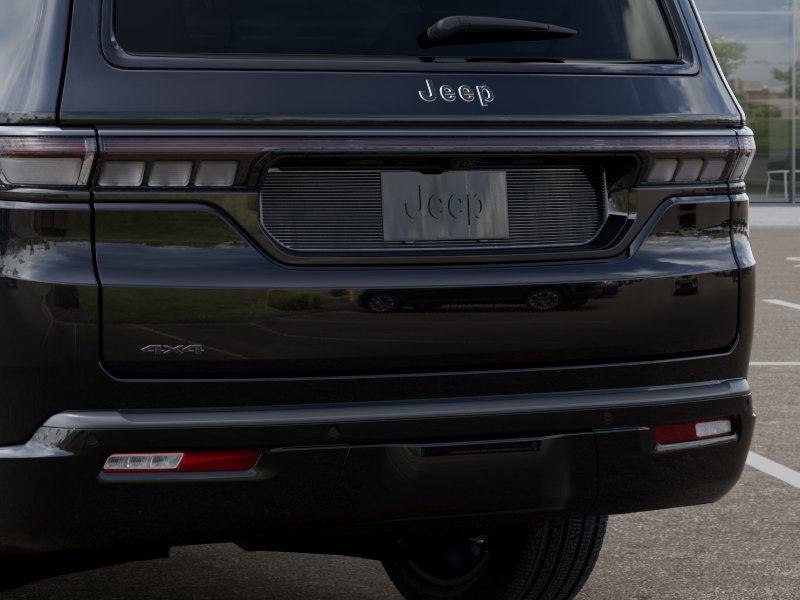New 2026 High Gloss Black Exterior Paint Jeep Limited Reserve image 13