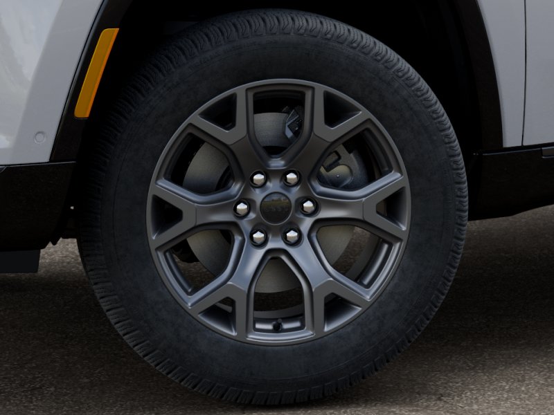 New 2026 Bright White Clear-Coat Exterior Paint Jeep Limited Altitude image 34
