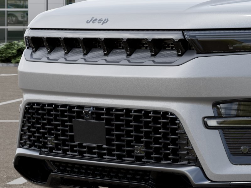 New 2026 Silver-Zynith Exterior Paint Jeep Grand Wagoneer image 11
