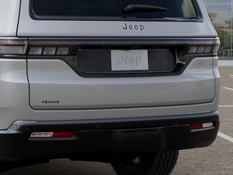 New 2026 Silver-Zynith Exterior Paint Jeep Grand Wagoneer image 13