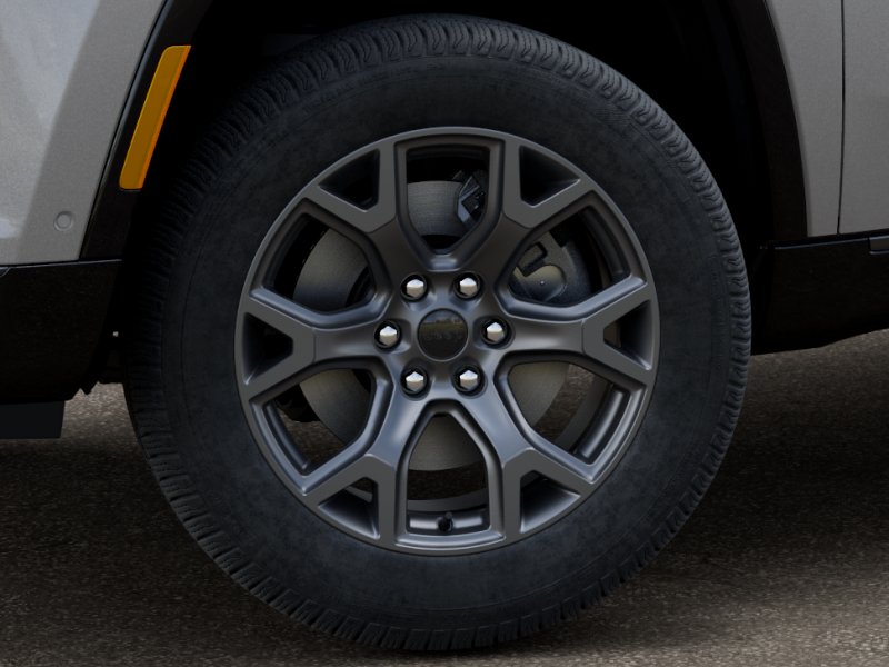 New 2026 Silver-Zynith Exterior Paint Jeep Limited Altitude image 45