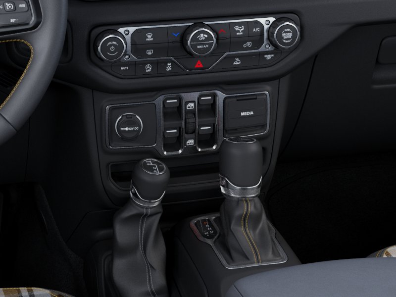New 2026 Black Clear-Coat Exterior Paint Jeep 85th Anniversary image 66