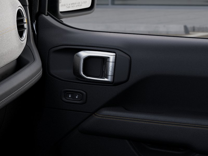 New 2026 Granite Crystal Metallic Clear Jeep WRANGLER 4-DOOR SAHARA image 25