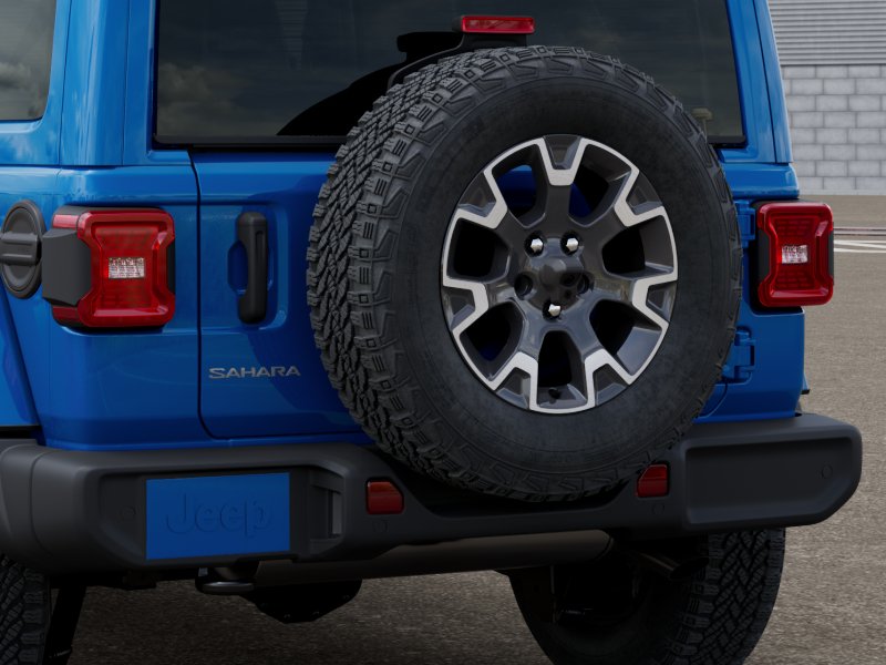 New 2026 Hydro Blue Pearl-Coat Exterior Paint Jeep Sahara image 13