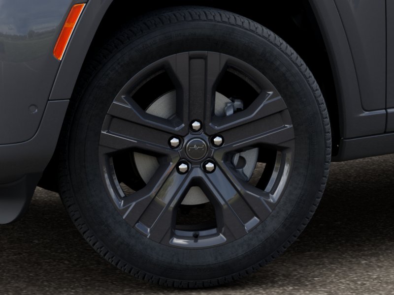 New 2027 Sting-Gray Clear-Coat Paint Jeep Limited Reserve image 7