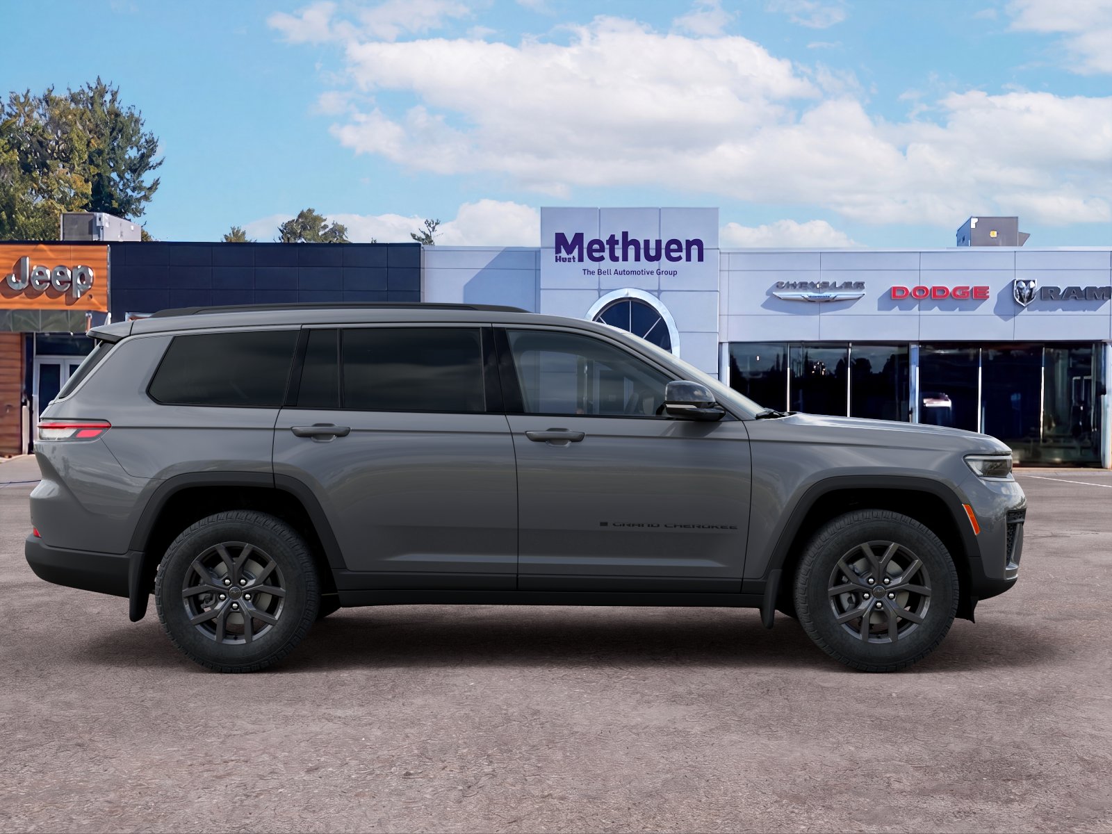 New 2027 Sting-Gray Clear-Coat Paint Jeep Laredo Altitude image 47