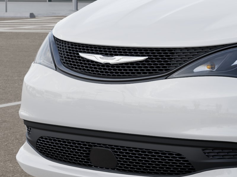 New 2027 Bright White Clearcoat Chrysler LX image 11