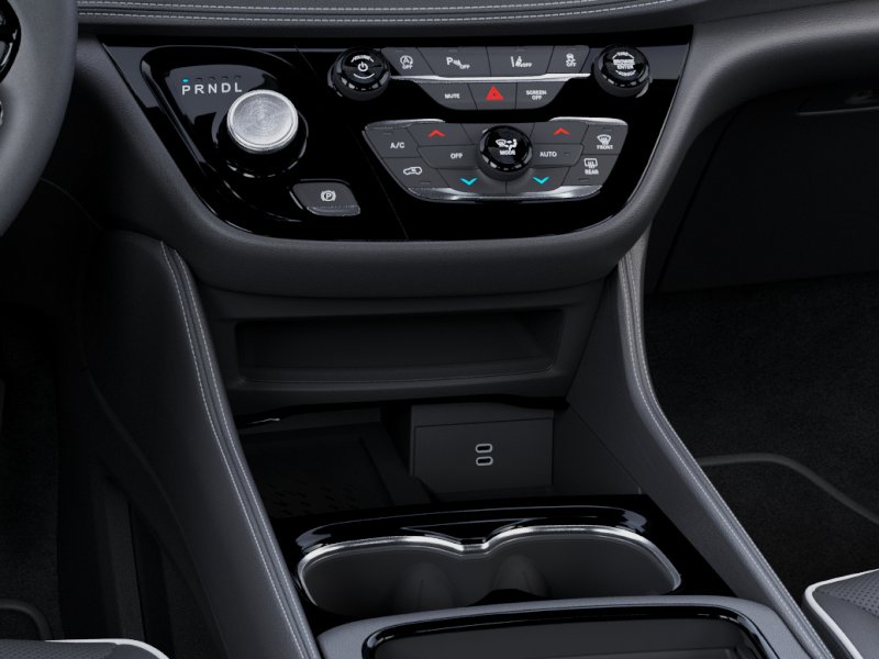 New 2027 Diamond Black Crystal Pearl-Coat Exterior Paint Chrysler Limited image 63
