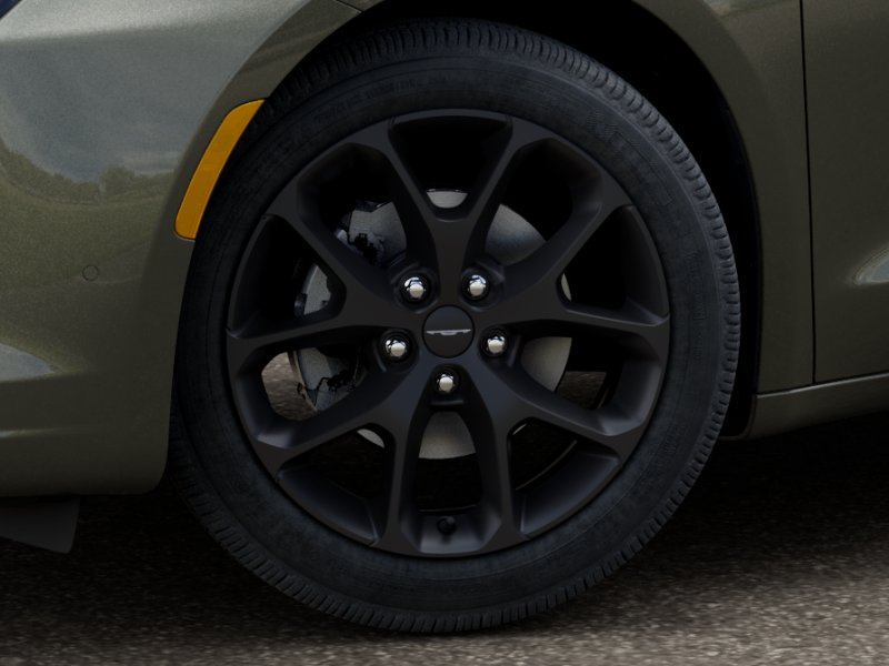 New 2027 Olive Green Pearl-Coat Paint Chrysler Limited image 8