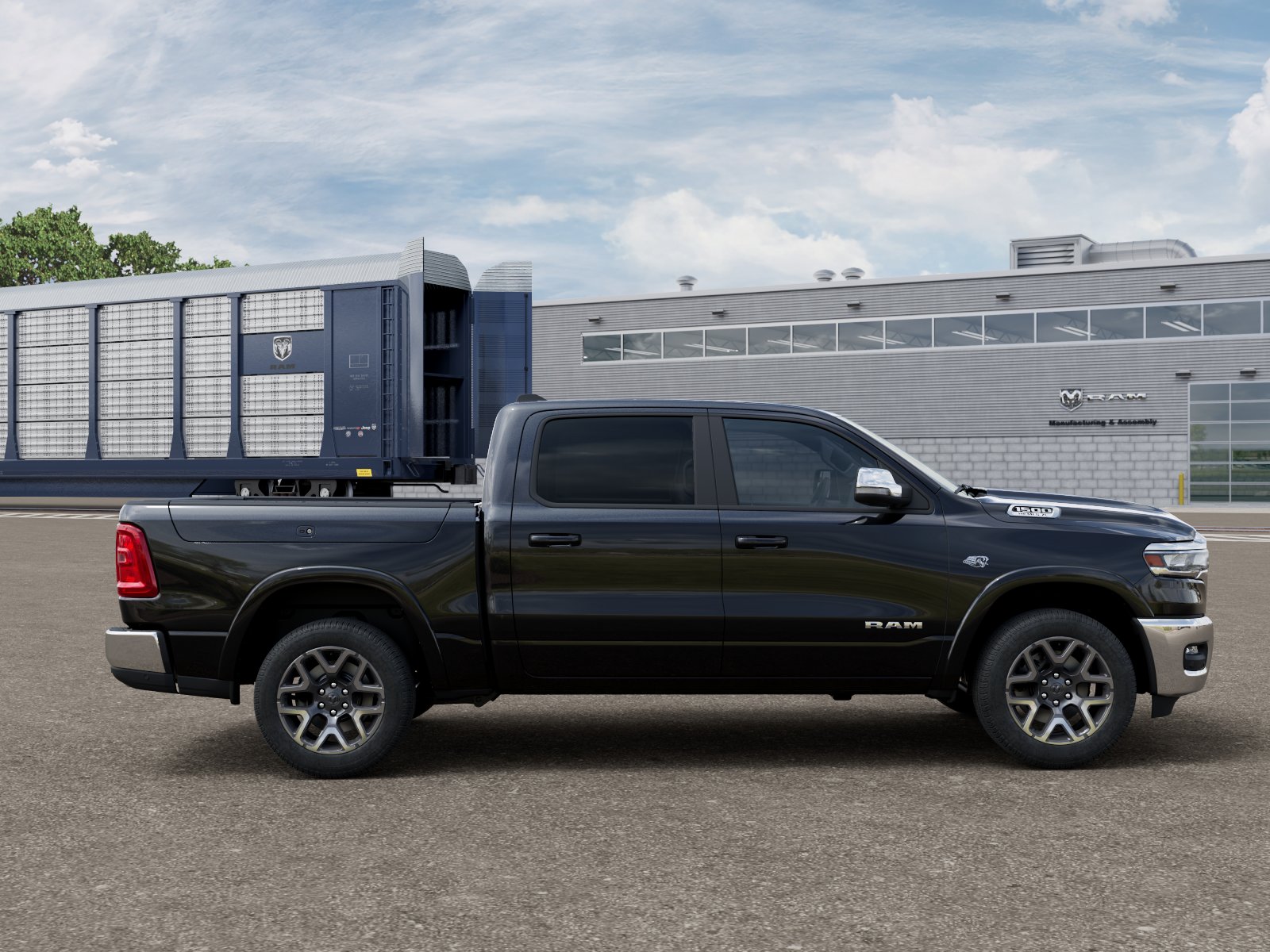 New 2027 Diamond Black Crystal Pearl-Coat Exterior Paint RAM LARAMIE image 21