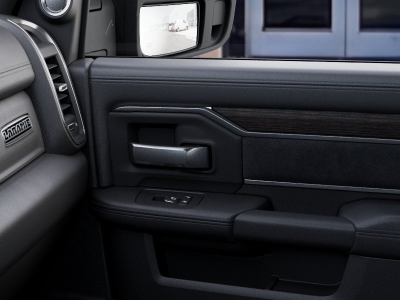 New 2027 Diamond Black Crystal Pearl-Coat Exterior Paint RAM Laramie image 51
